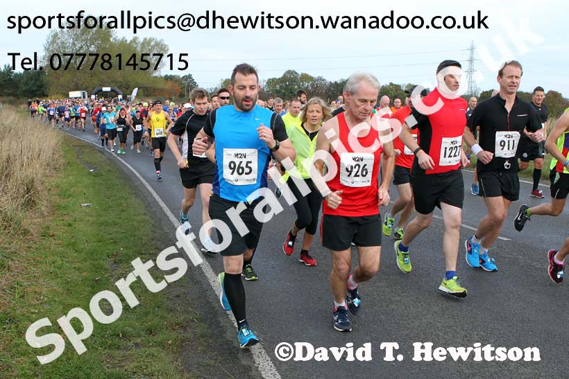 Start of the Morpeth to Newcastle Marathon. Photo: David T. Hewitson/Sports for All Pics